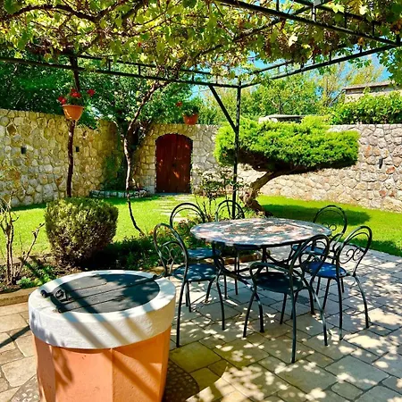 Ciborovi Dvori بريبير