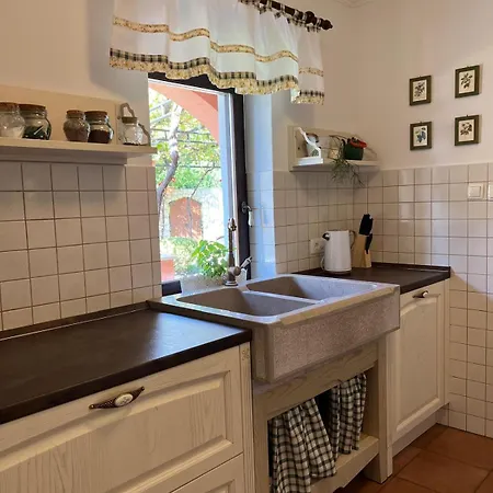 Ciborovi Dvori فيلة *