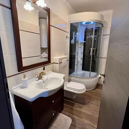 Ciborovi Dvori فيلة *